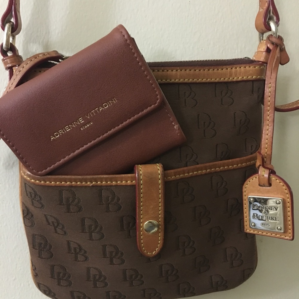 Dooney and Bourke Crossbody bag